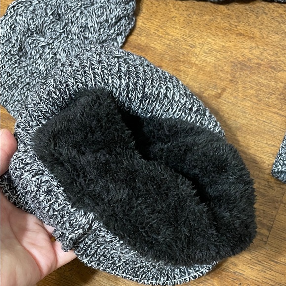 Gray Knit Scarf, Hat, and Mittens Set - Picture 3 of 4
